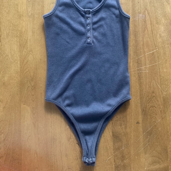 Forever 21 Onsie Small - Picture 3 of 6